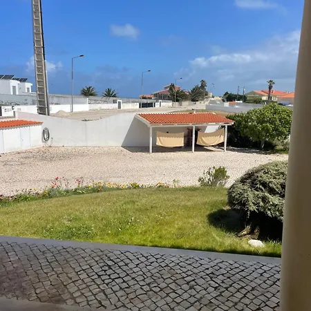 Luxury 6 Bedroom Oceanfront - Sleeps 22 Guests Βίλα