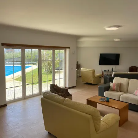 Willa Luxury 6 Bedroom Oceanfront - Sleeps 22 Guests Foz do Arelho