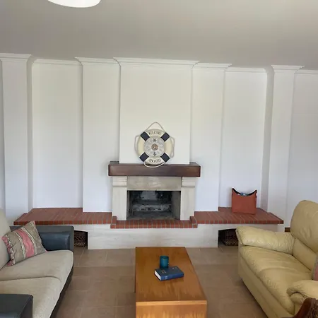 Luxury 6 Bedroom Oceanfront - Sleeps 22 Guests Willa Foz do Arelho