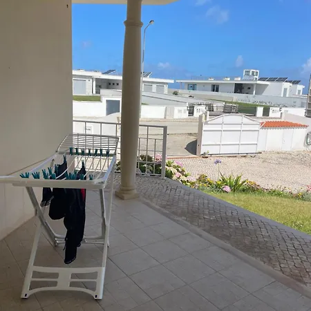 Luxury 6 Bedroom Oceanfront - Sleeps 22 Guests Willa