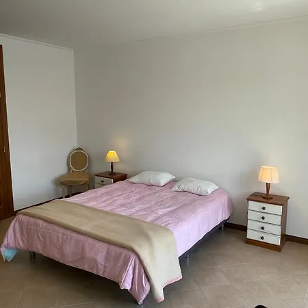 Willa Luxury 6 Bedroom Oceanfront - Sleeps 22 Guests *